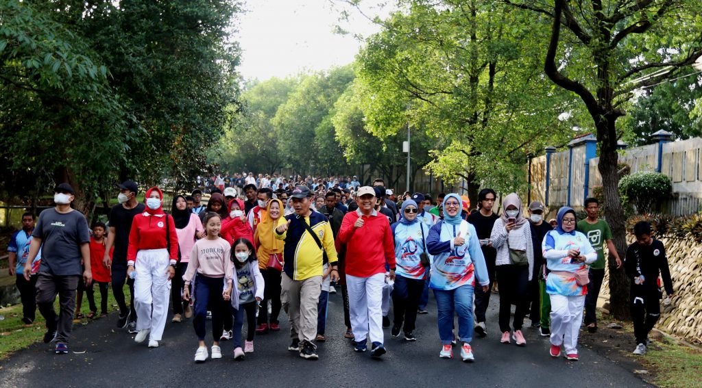 Warga Dusun Banjardowo Perkenalkan Wisata Edukasi Baru  Lewat Jalan Sehat Peringatan HUT RI ke-79
